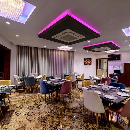 Sundex Hotel Thanjavur Eksteriør billede