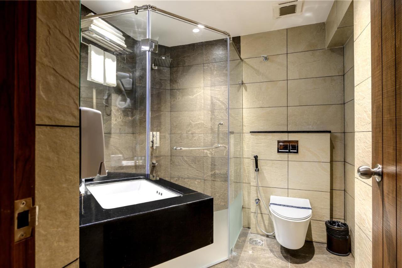 Sundex Hotel Thanjavur Eksteriør billede