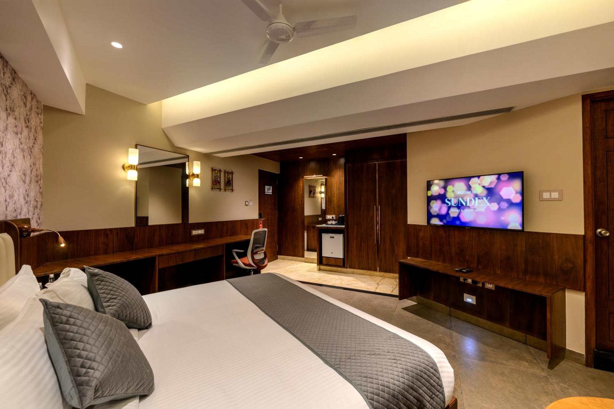 Sundex Hotel Thanjavur Eksteriør billede
